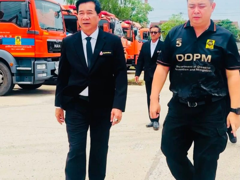 นายกเทศมนตรีขอขอบพระคุณผู้อำนวยการศูนย์ป้องกันและบรรเทาสาธารณภัย เขต 5 นครราชสีมา ที่กรุณาให้ความอนุเคราะห์เครื่องจักรกล เพื่อร่วมขับเคลื่อนการพัฒนาตำบลบัลลังก์
